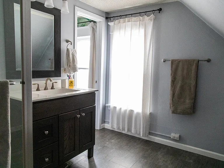 Third floor bathroom