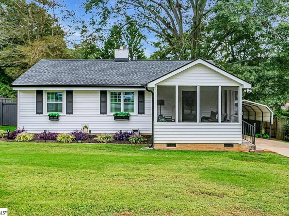 105 Rutledge Ave, Greenville, SC 29617