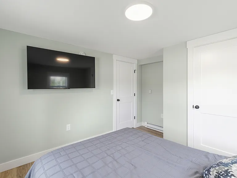 17 Tunis Ave #1 — Photo 11