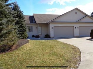 227 Aspen Dr, Dover, OH