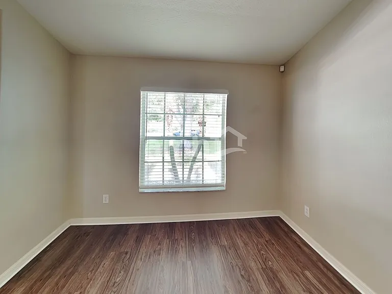 6435 Clair Shore Dr — Photo 4