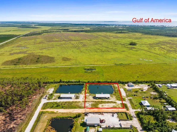 286 Rosewood St, Port Saint Joe, FL 32456