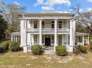 205 N Vance St, Red Springs, NC 28377