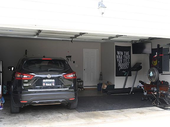 5th image of 253 Sidney Lanier Ave