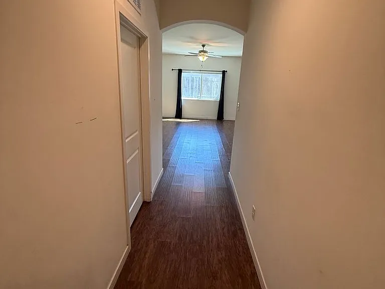 2717 Mercedes Dr — Photo 8