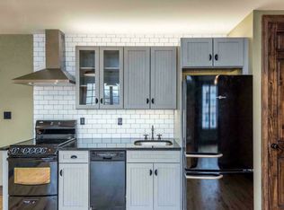 55 Newell St #1A, Brooklyn, NY 11222