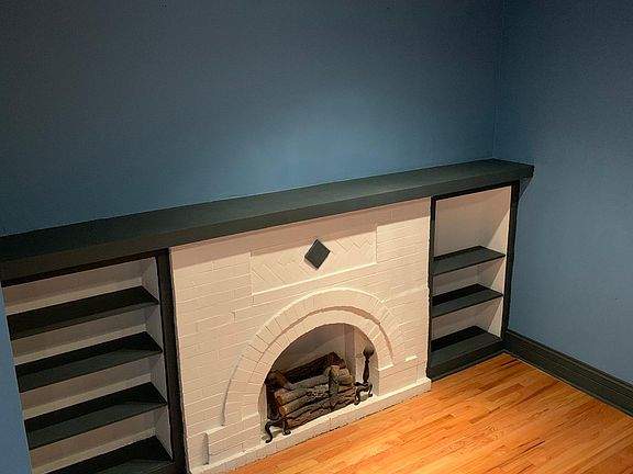 5th image of 7640 S Phillips Ave #1
