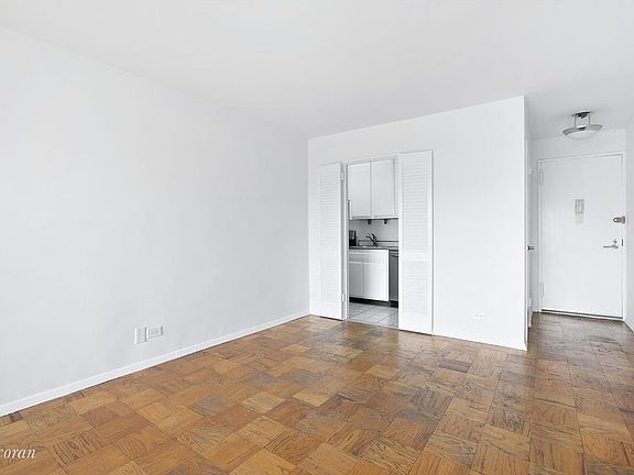 4th image of 30 3rd Ave #14B