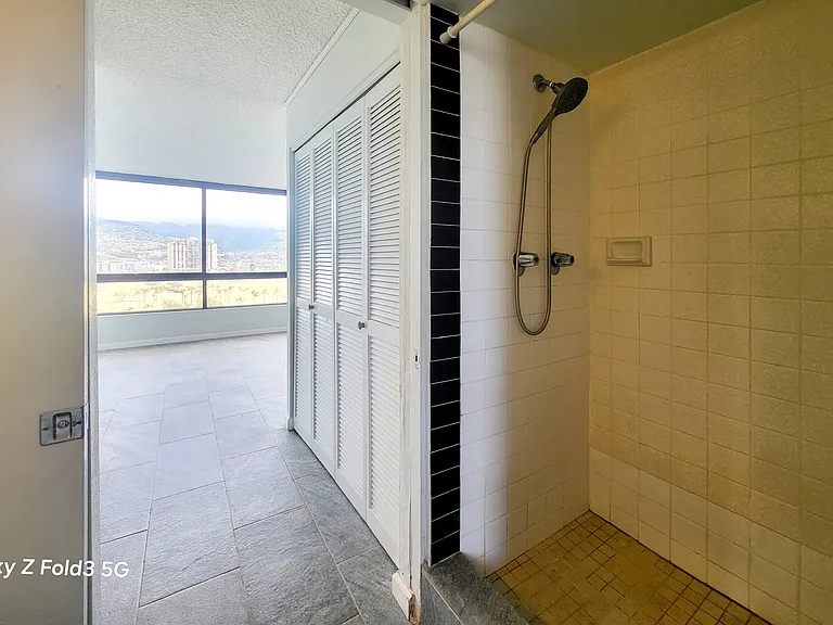 320 Liliuokalani Ave #1504 — Photo 14