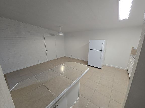4th image of 2545 N Flanwill Blvd Unit 1
