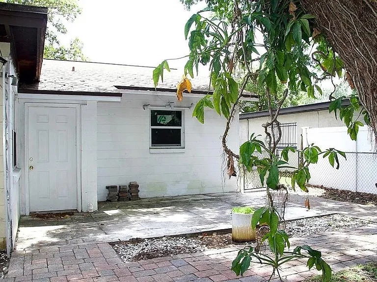 2809 Gulfstream Rd — Photo 16