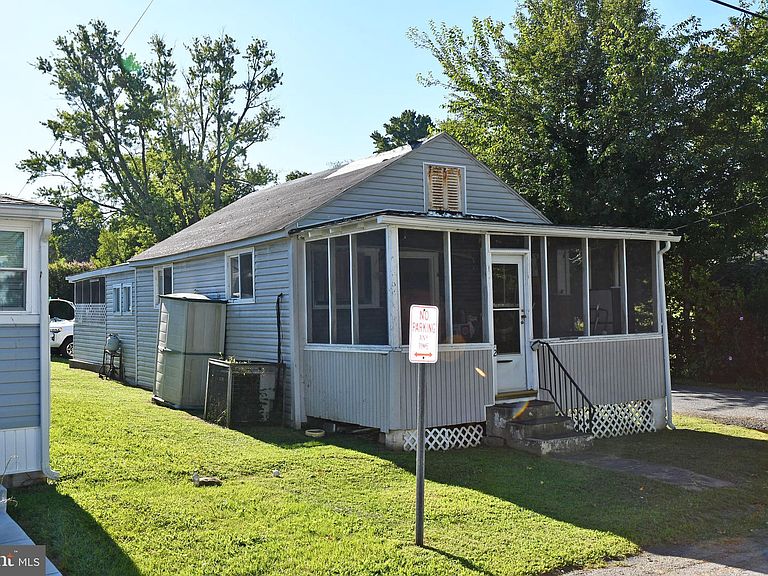 Listing photo 5