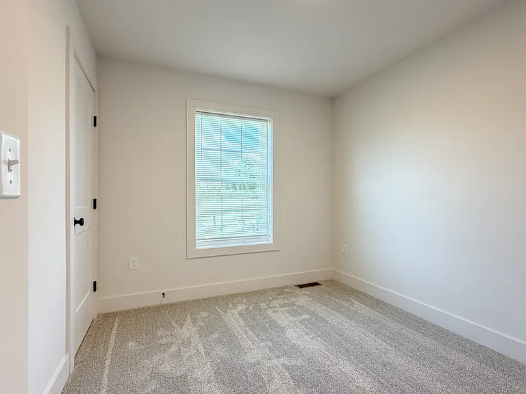 273 Locust St — Photo 22