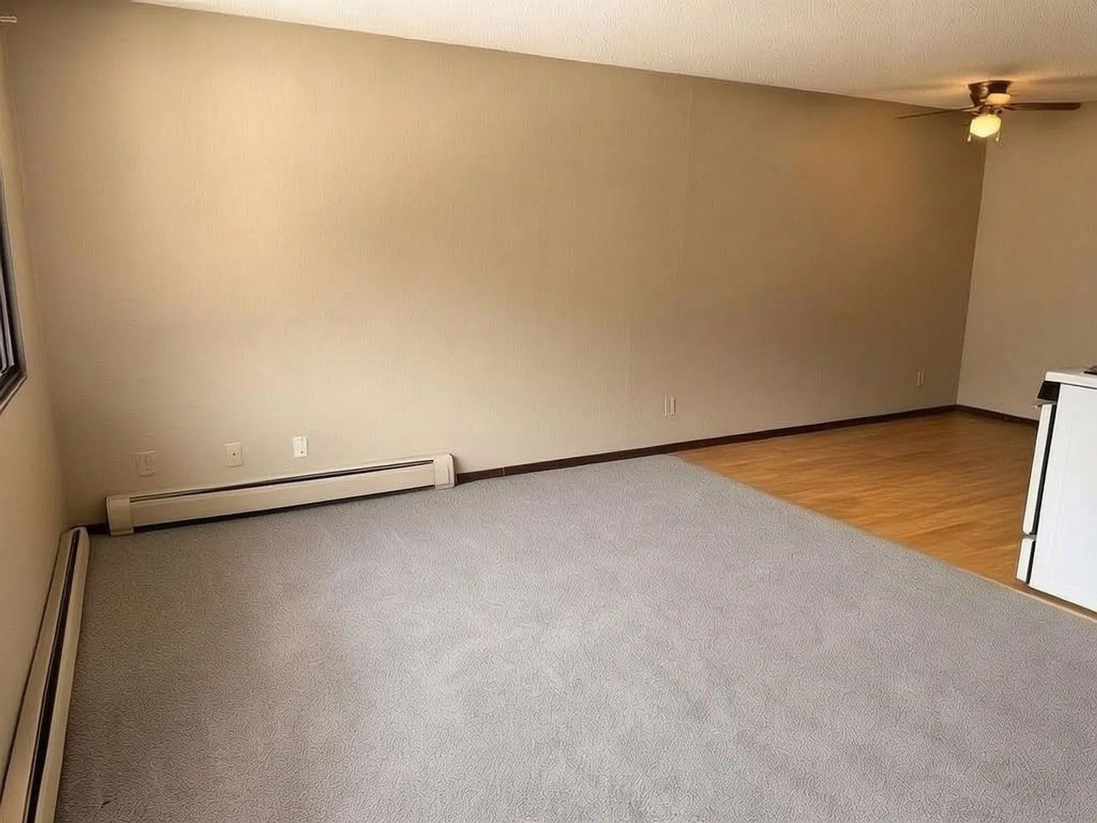 1429 Case Ave — Photo 4