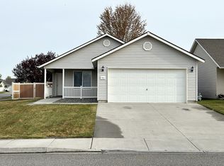 7911 Deschutes Dr, Pasco, WA