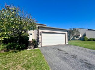 8114 Cicero Mills Rd, Cicero, NY 13039