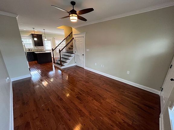 3rd image of 1731 Stone Castle Dr NE