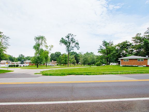 4th image of 1224 Trampe Ave