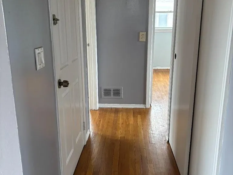 153 Martha Ave #2 — Photo 19