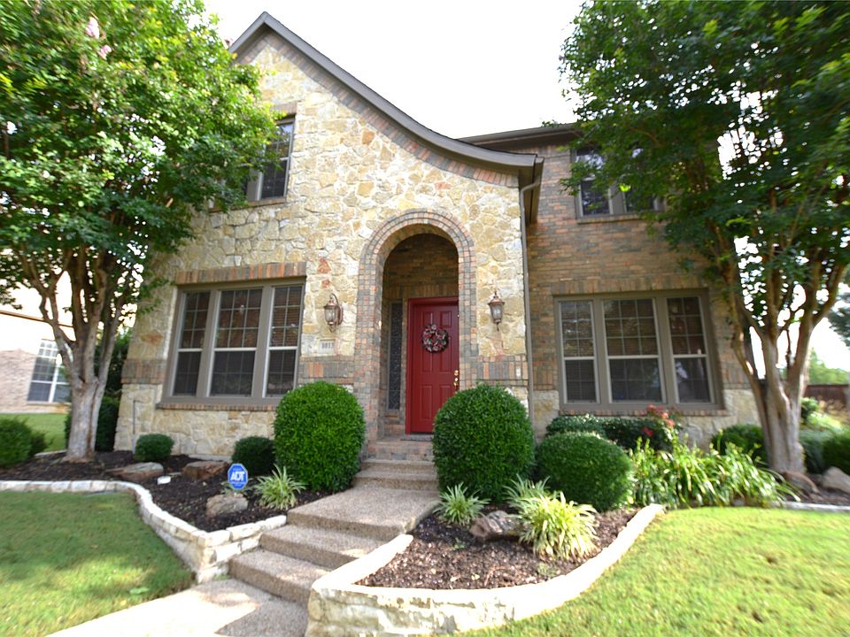 1st image of 8013 Creek View Dr