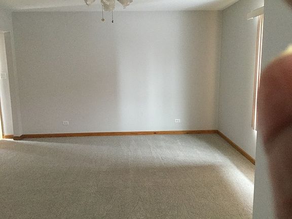 4th image of 4241 Lindenwood Dr APT D