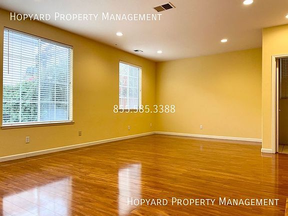 5th image of 933 Desmet Dr