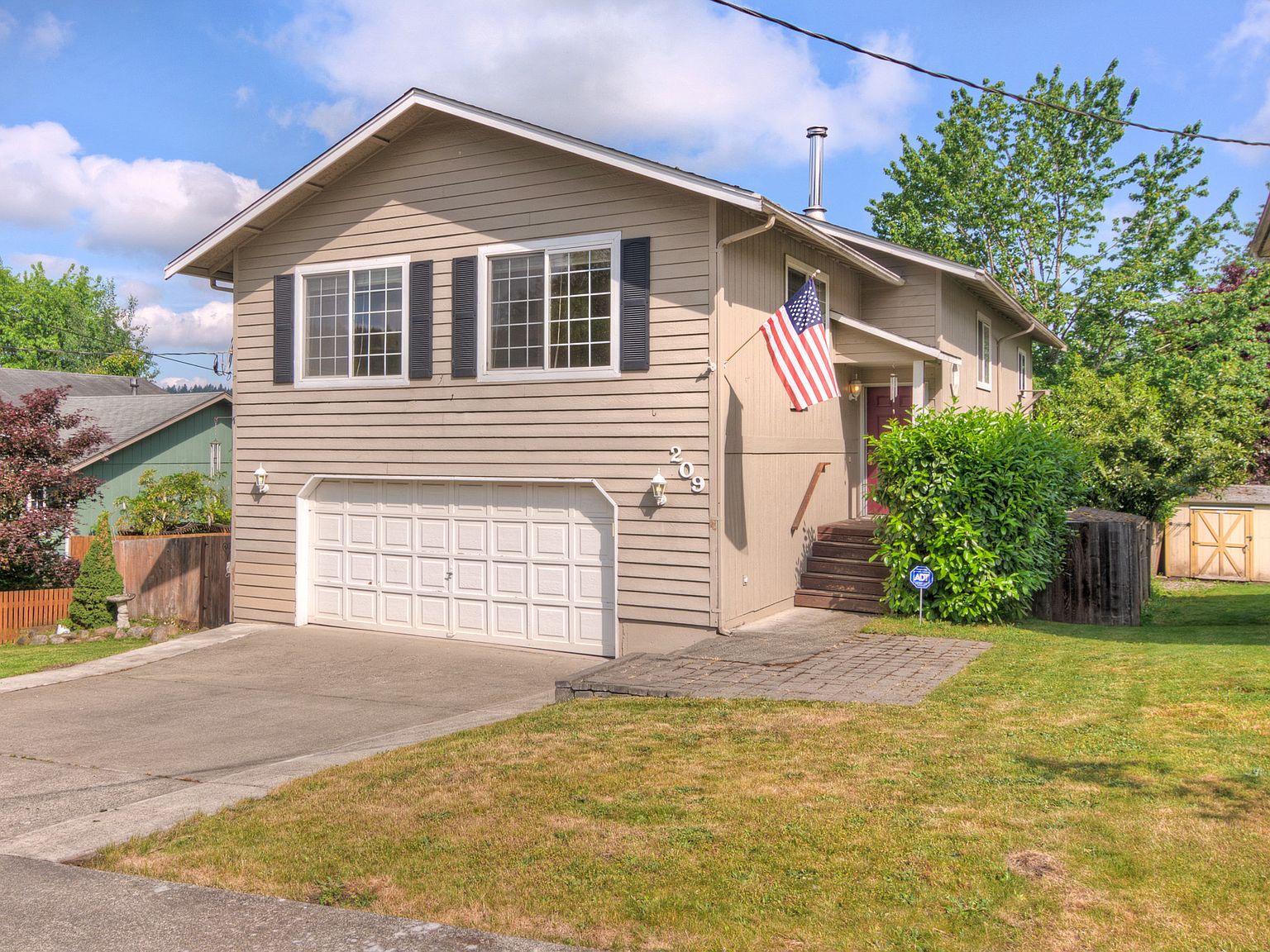 209 SE 3rd St, South Prairie, WA 98385 Zillow