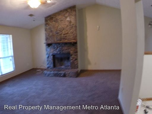 4th image of 5414 Glen Haven Dr