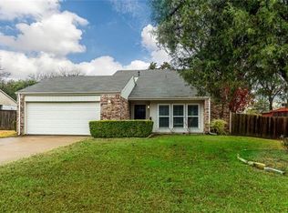 710 Heather Wood Dr, Grapevine, TX 76051