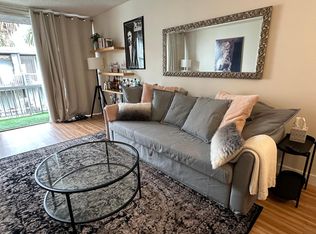 1745 Camino Palmero St APT 416, Los Angeles, CA 90046