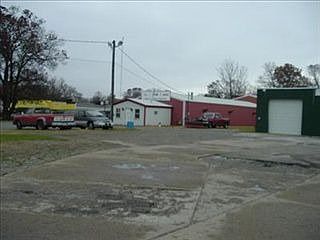 1st image of 2555 S 11th St