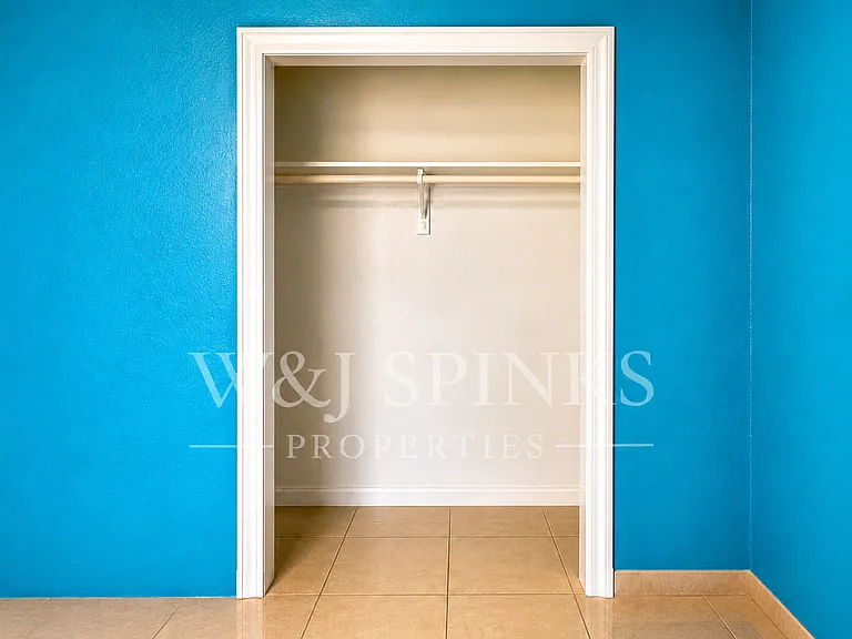 1218 Mango Ct — Photo 8