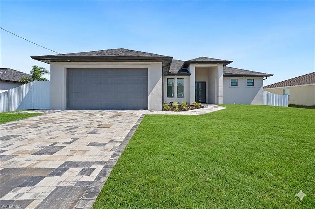 3 bed, 2.0 bath, 1606 sqft, $2,800 — Photo 1