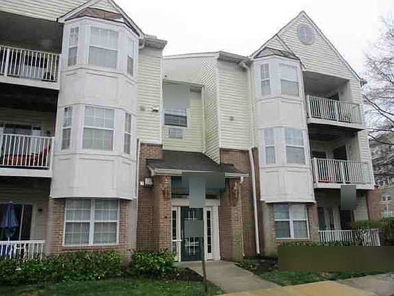 2nd image of 8911 Town Center Cir APT 312
