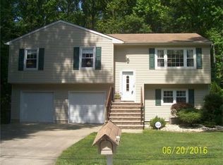 17 New York Blvd Edison Nj 08820 #17, Edison, NJ