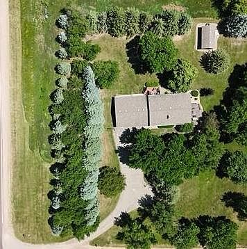 2nd image of 3155 Matthew Dr