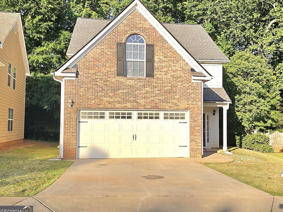 1st image of 43 Churchill Park Dr