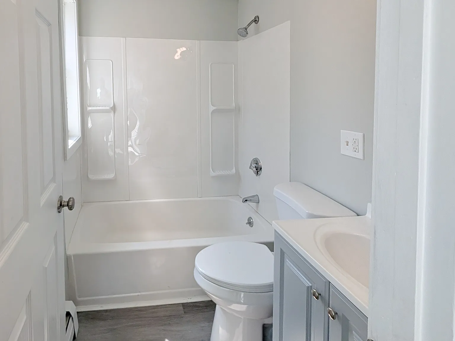 2 bed, 614 sqft, $2,200 — Photo 4
