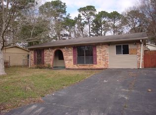 2712 Ridgeway Dr, Gautier, MS 39553