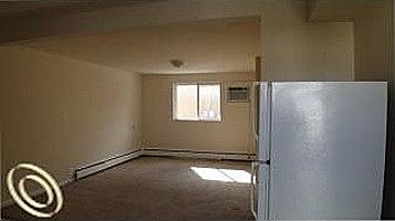 1st image of 937 N Pontiac Trl APT 3
