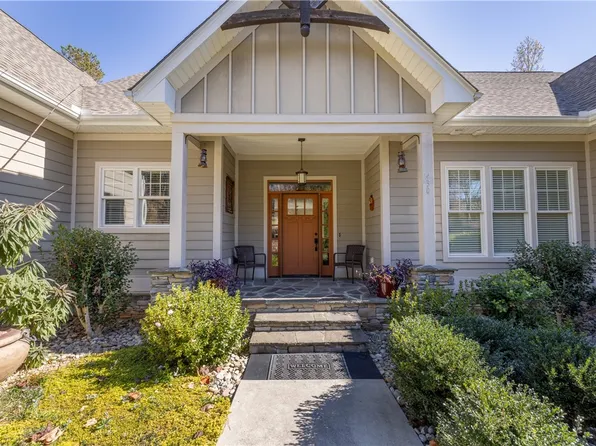430 Riverstone Dr, Salem, SC 29676