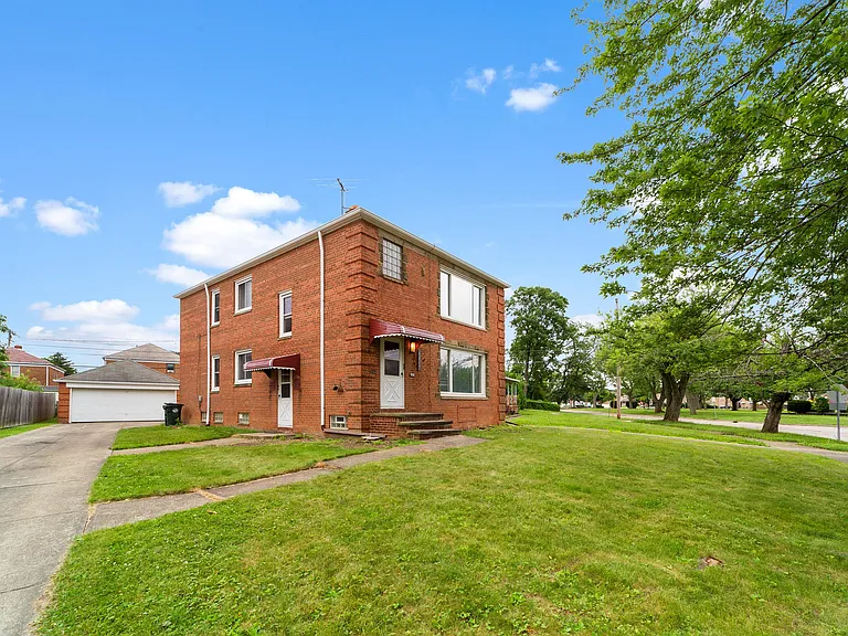 6229 Stanbury Rd — Photo 33