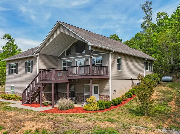 365 Meadowbrook Ln, Trenton, GA 30752