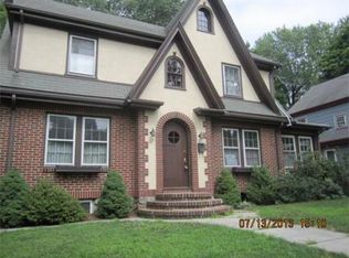 37 Longfellow Rd, Melrose, MA 02176