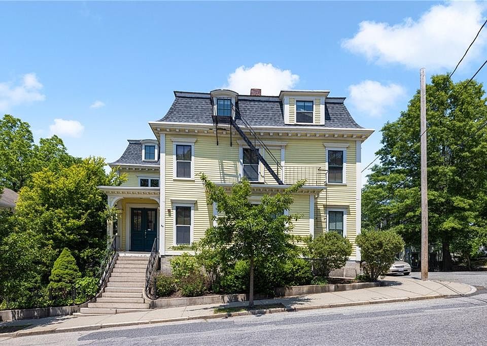 1st image of 54 Halsey St #3
