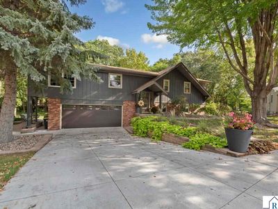 117 Marquette Ave, North Mankato, MN, 56003