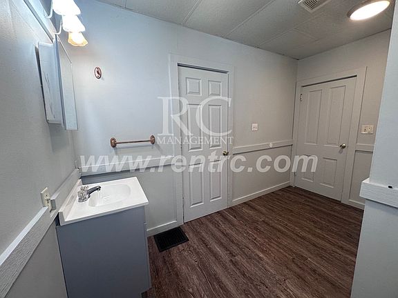 5th image of 505 Sheridan St