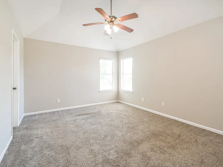 7340 Durango Dr — Photo 9