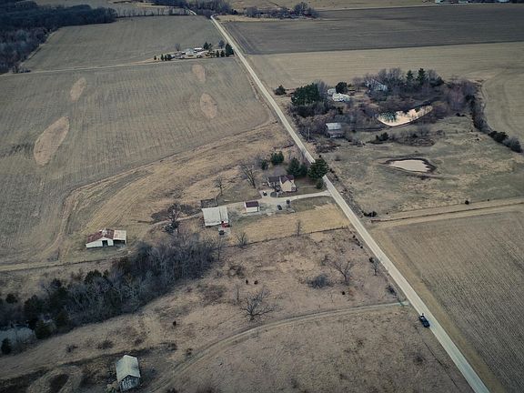 3rd image of 505 N 950th Rd