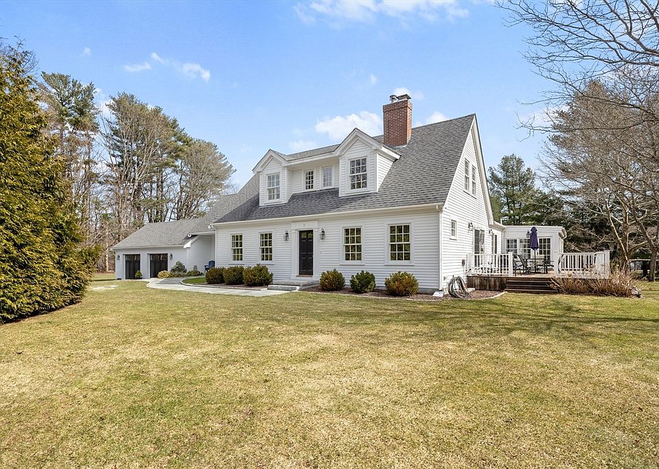 1st image of 7 Spring Ln